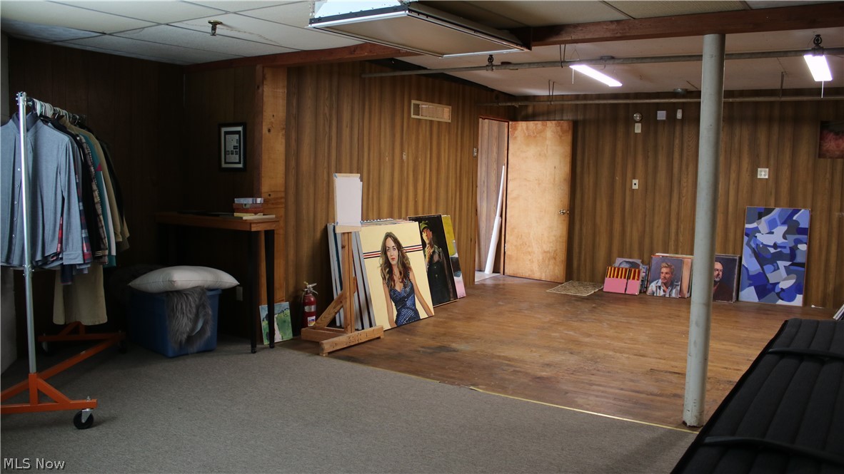 155 North Street NW Warren OH 44420