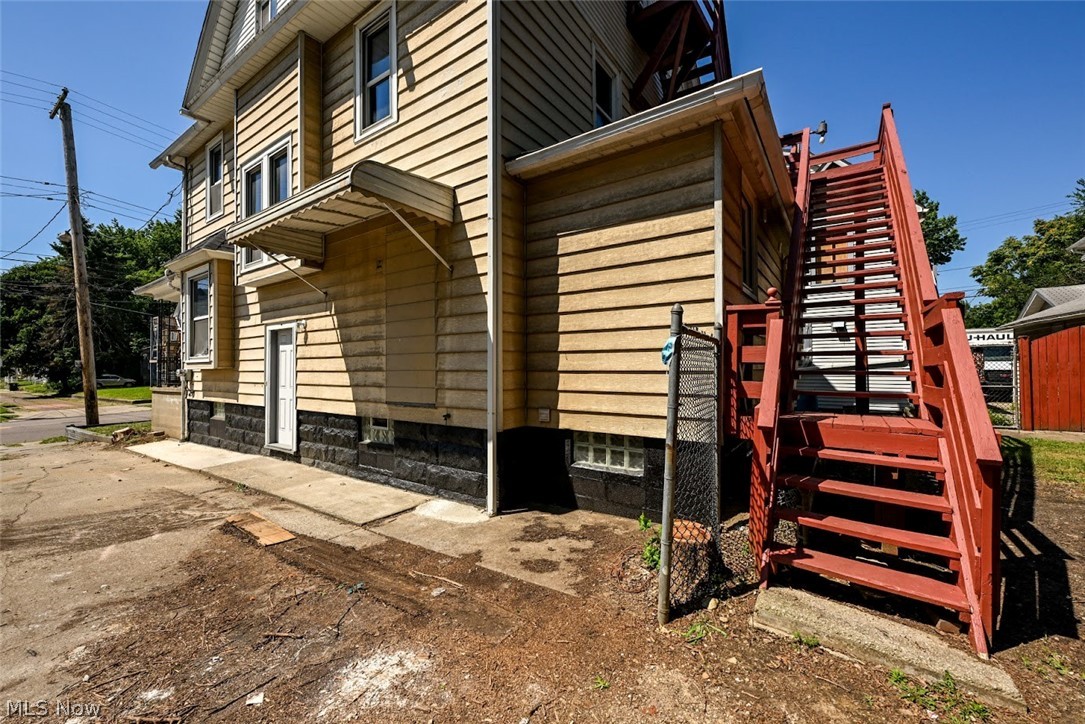 537 E Buchtel Avenue Akron OH 44304