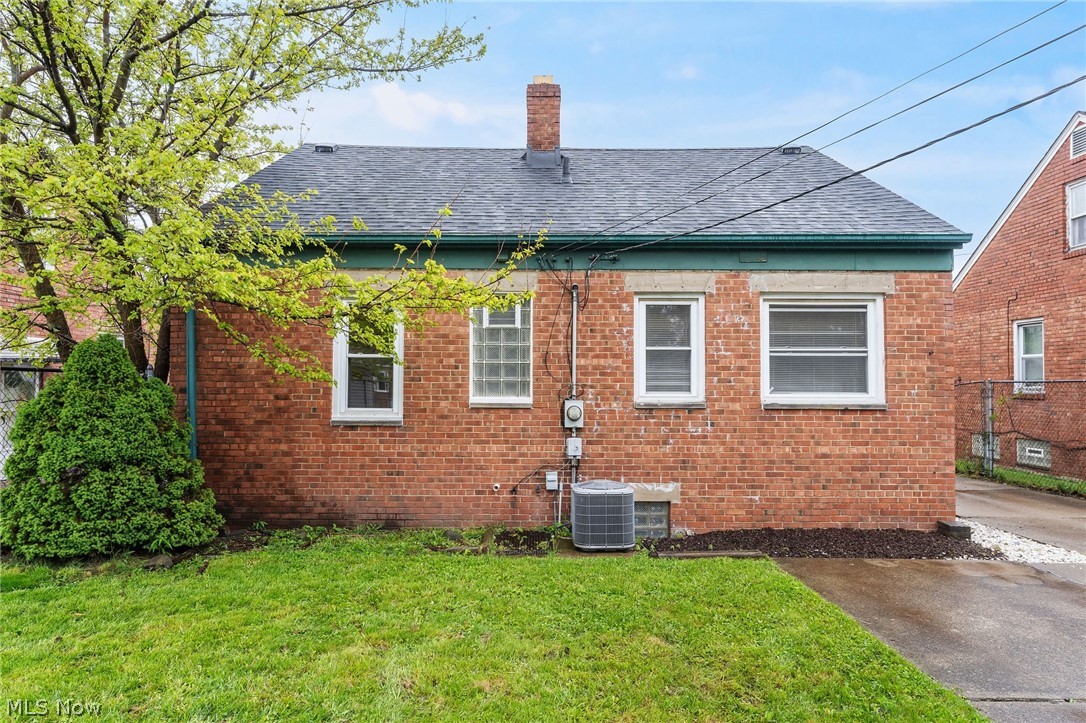 4180 W 57th Street Cleveland OH 44144