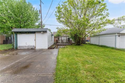 4180 W 57th Street Cleveland OH 44144