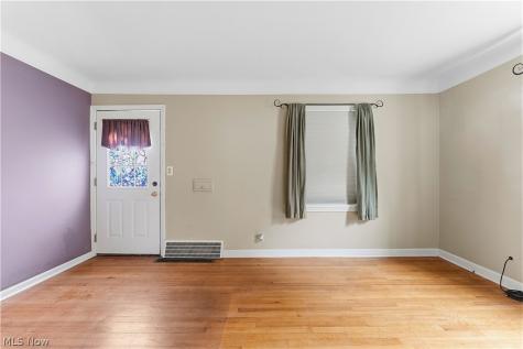 4180 W 57th Street Cleveland OH 44144