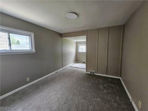 13508 Oakview Boulevard Garfield Heights OH 44125