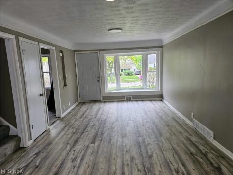 13508 Oakview Boulevard Garfield Heights OH 44125