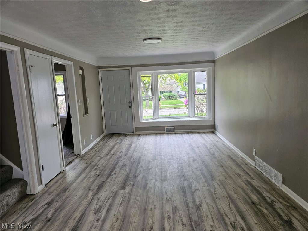 13508 Oakview Boulevard Garfield Heights OH 44125