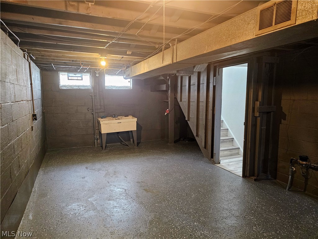 13508 Oakview Boulevard Garfield Heights OH 44125