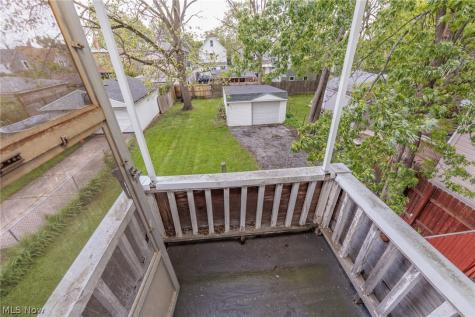 4318 Bucyrus Avenue Cleveland OH 44109