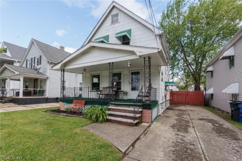 4318 Bucyrus Avenue Cleveland OH 44109