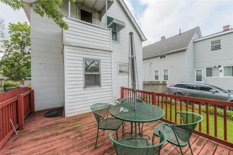 4318 Bucyrus Avenue Cleveland OH 44109