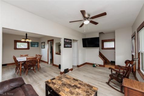 4318 Bucyrus Avenue Cleveland OH 44109