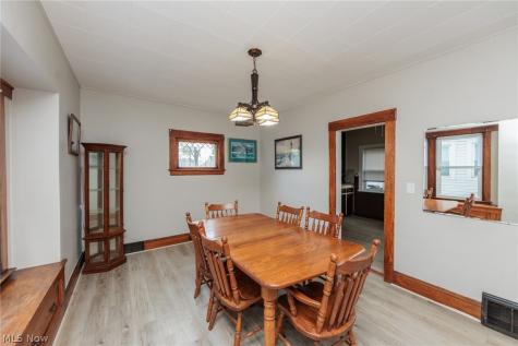 4318 Bucyrus Avenue Cleveland OH 44109
