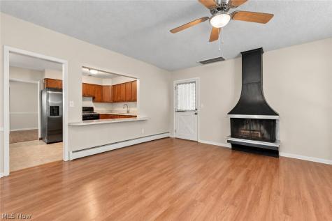 412 High Meadow Road Amherst OH 44001