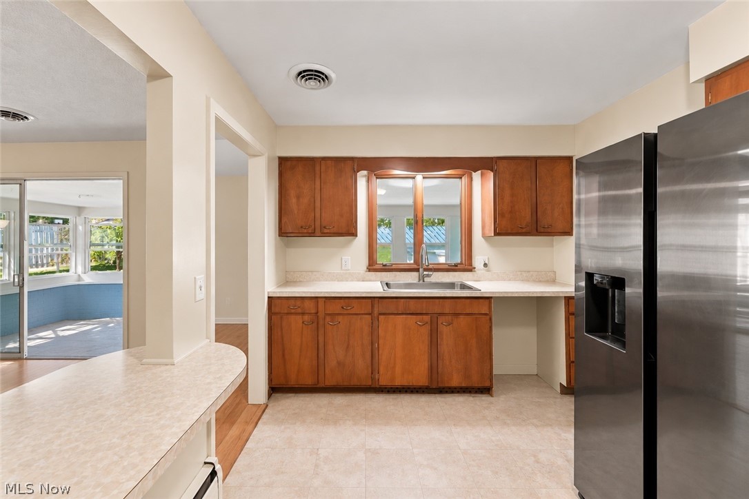 412 High Meadow Road Amherst OH 44001