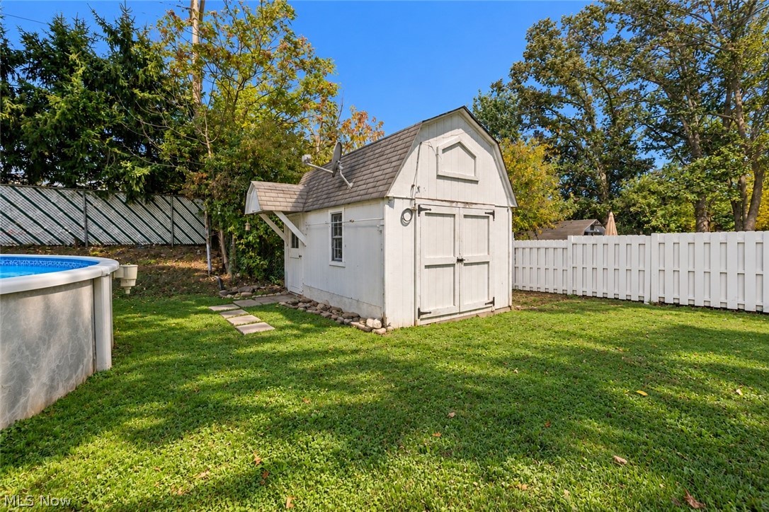 412 High Meadow Road Amherst OH 44001