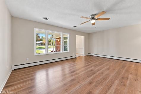 412 High Meadow Road Amherst OH 44001