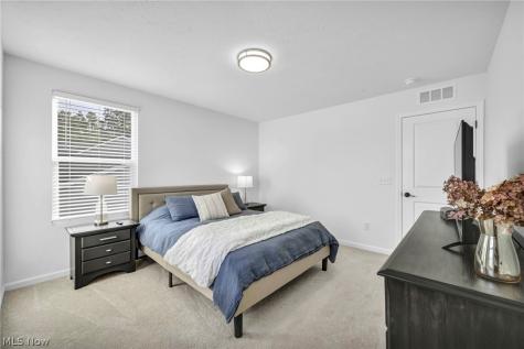 6508 Garden Path Olmsted Twp OH 44138