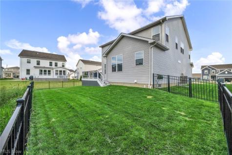 6508 Garden Path Olmsted Twp OH 44138