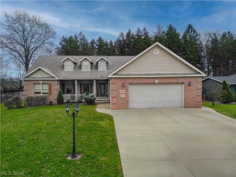 407 31st Street SW Barberton OH 44203