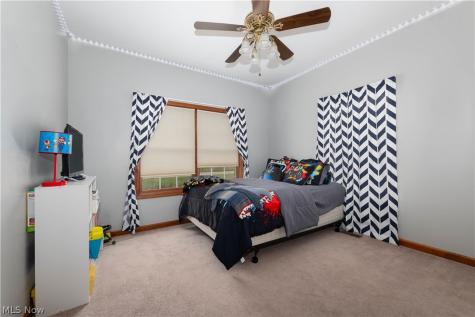 407 31st Street SW Barberton OH 44203