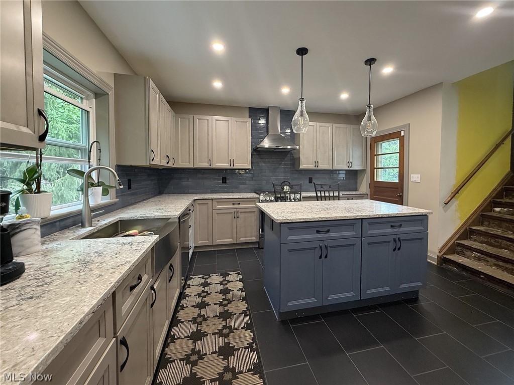 10990 Mayfield Road Chardon OH 44024