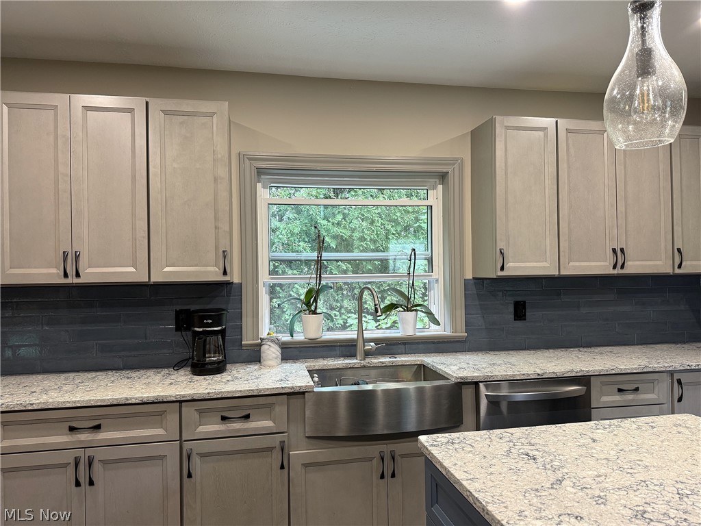 10990 Mayfield Road Chardon OH 44024
