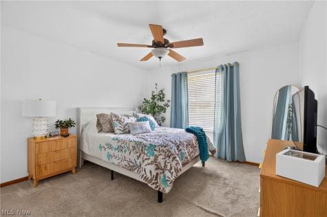 3014 Harmont Avenue NE Canton OH 44705