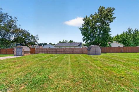 3014 Harmont Avenue NE Canton OH 44705