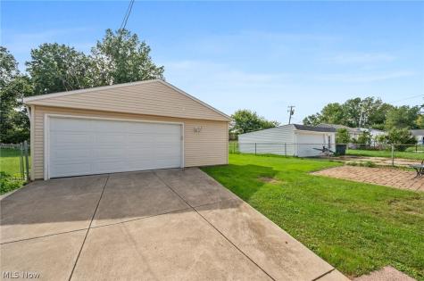 29808 Robert Street Wickliffe OH 44092