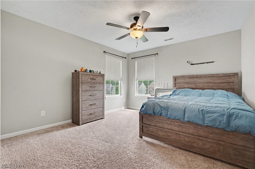 987 Hawkin Lane Aurora OH 44202