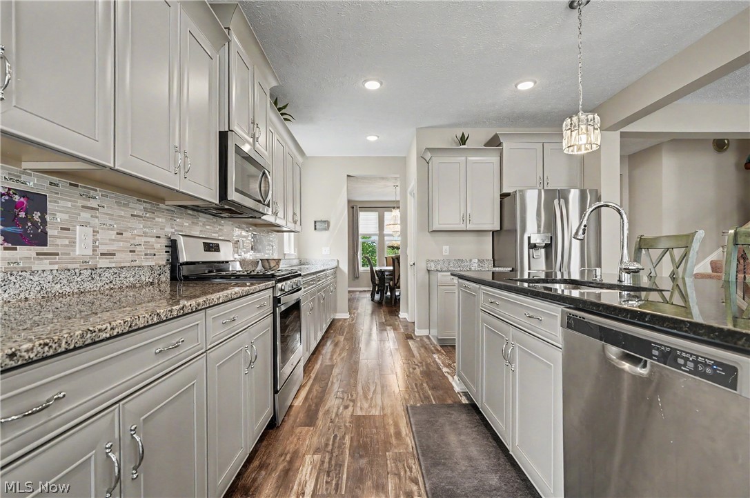 987 Hawkin Lane Aurora OH 44202