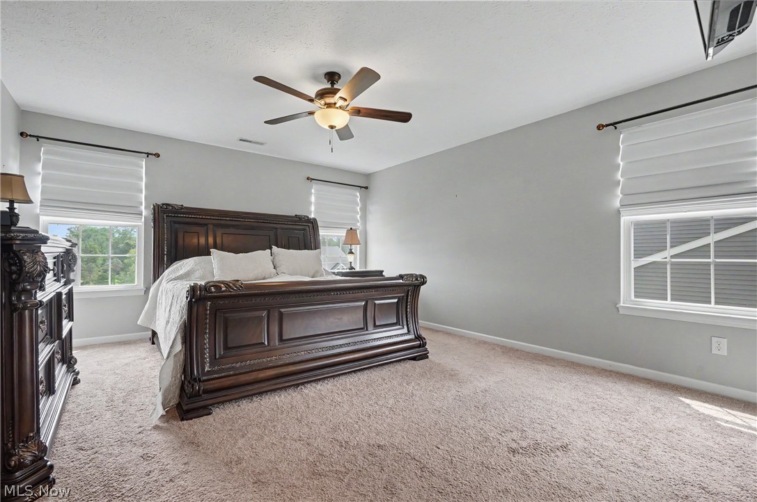 987 Hawkin Lane Aurora OH 44202
