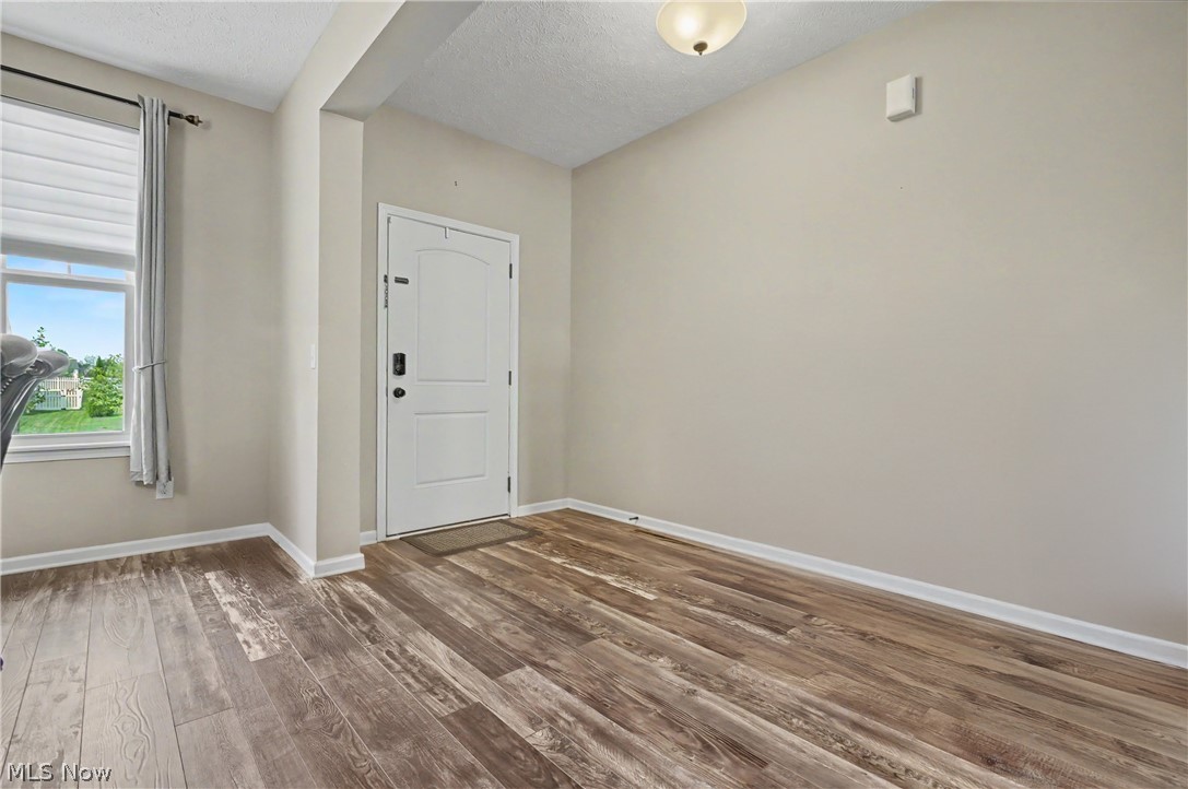987 Hawkin Lane Aurora OH 44202