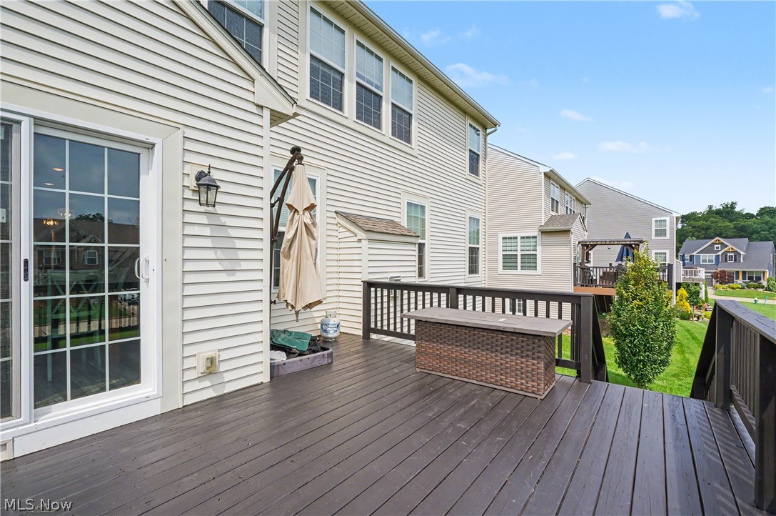 987 Hawkin Lane Aurora OH 44202