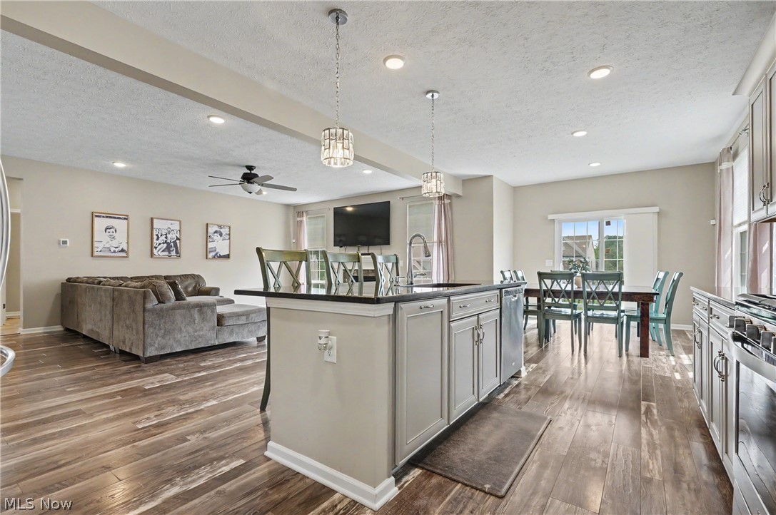 987 Hawkin Lane Aurora OH 44202