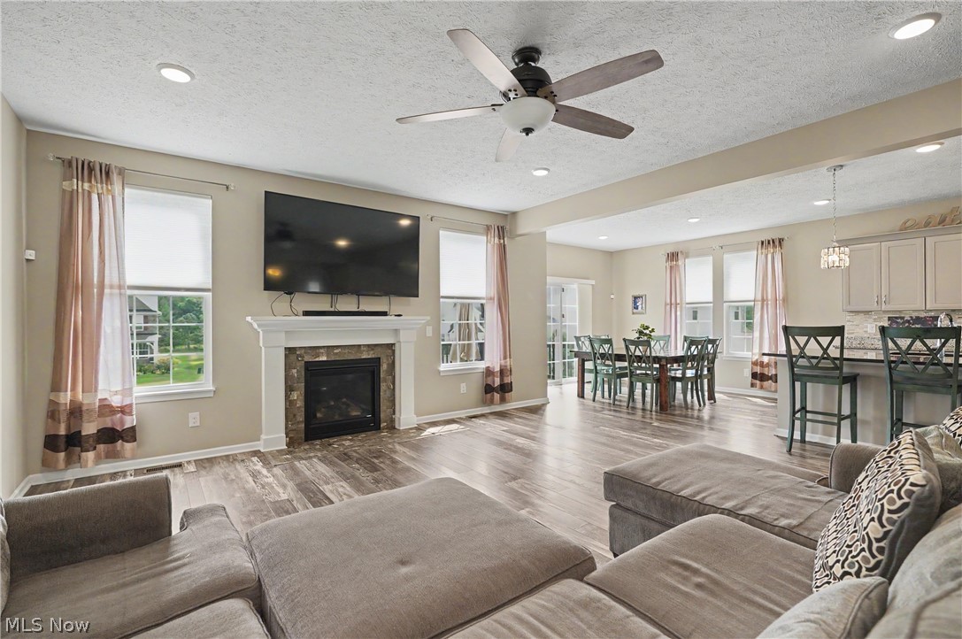 987 Hawkin Lane Aurora OH 44202
