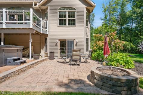 5052 Fox Haven Drive Medina OH 44256