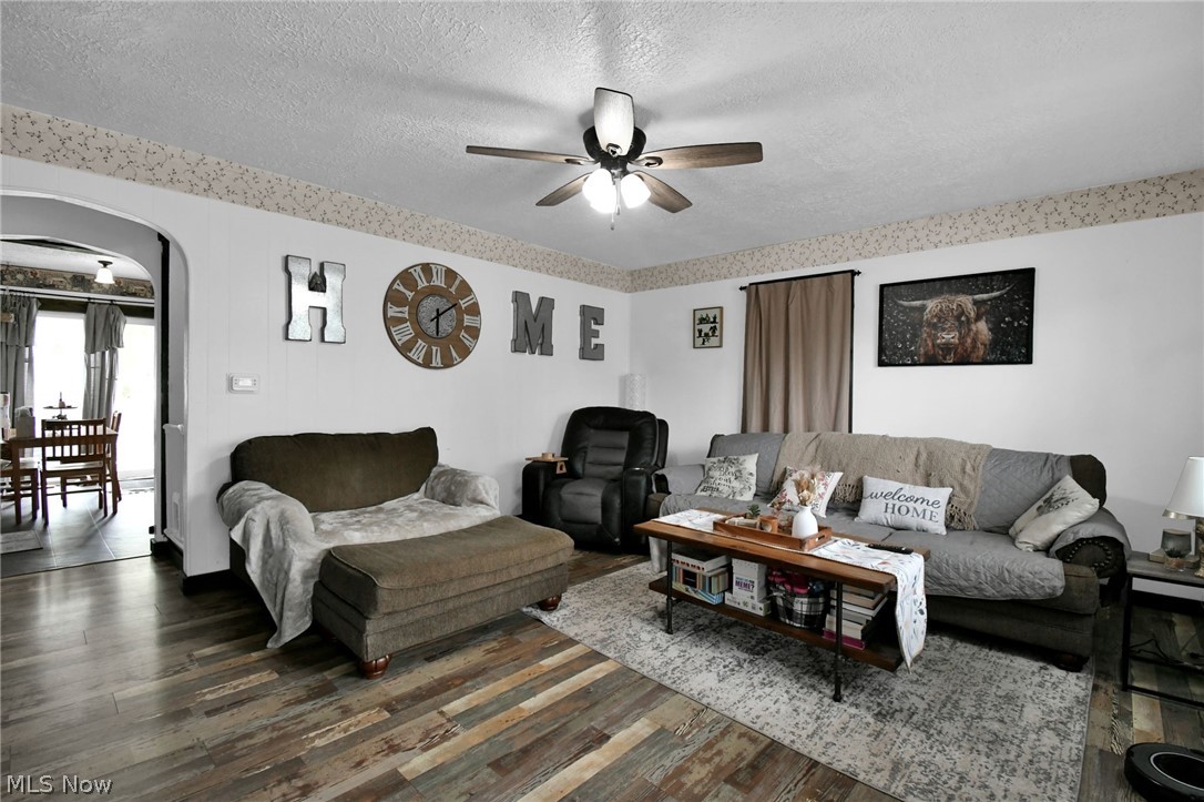 59 W Tucker Avenue Shelby OH 44875