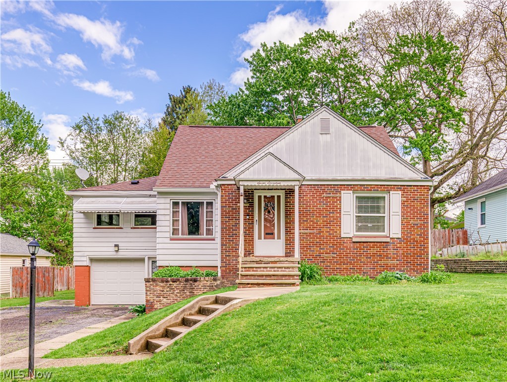 717 Columbia Avenue Akron OH 44310