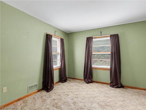 717 Columbia Avenue Akron OH 44310