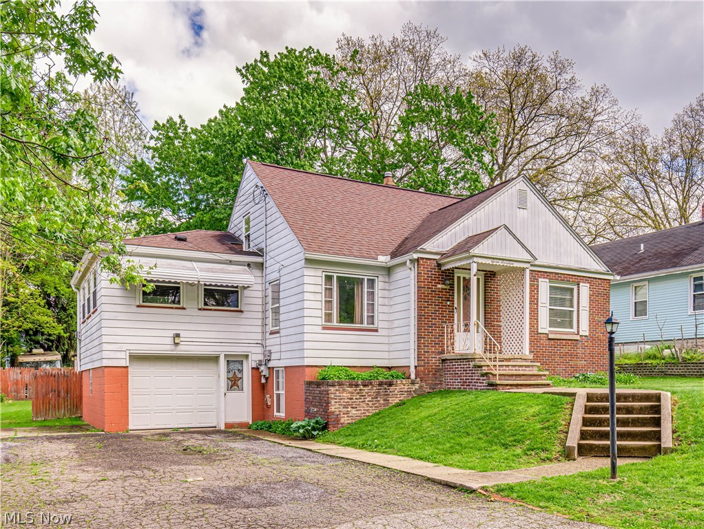 717 Columbia Avenue Akron OH 44310