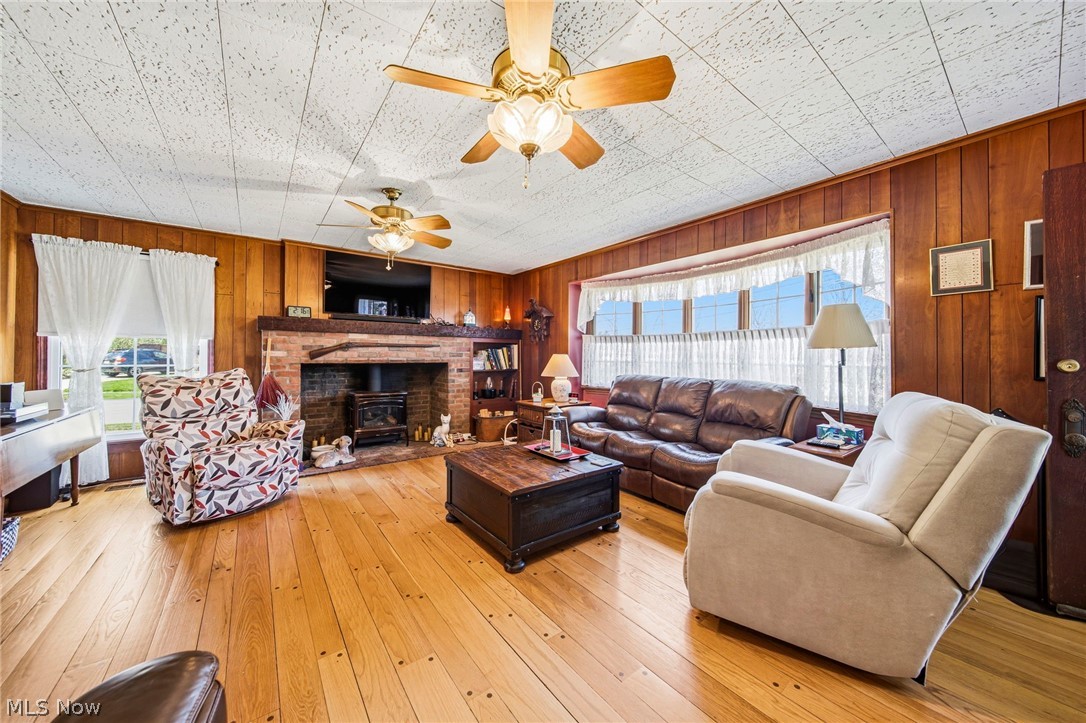 25301 Wolf Road Bay Village OH 44140