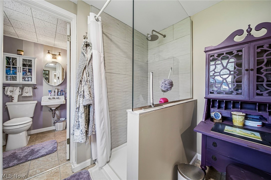 25301 Wolf Road Bay Village OH 44140