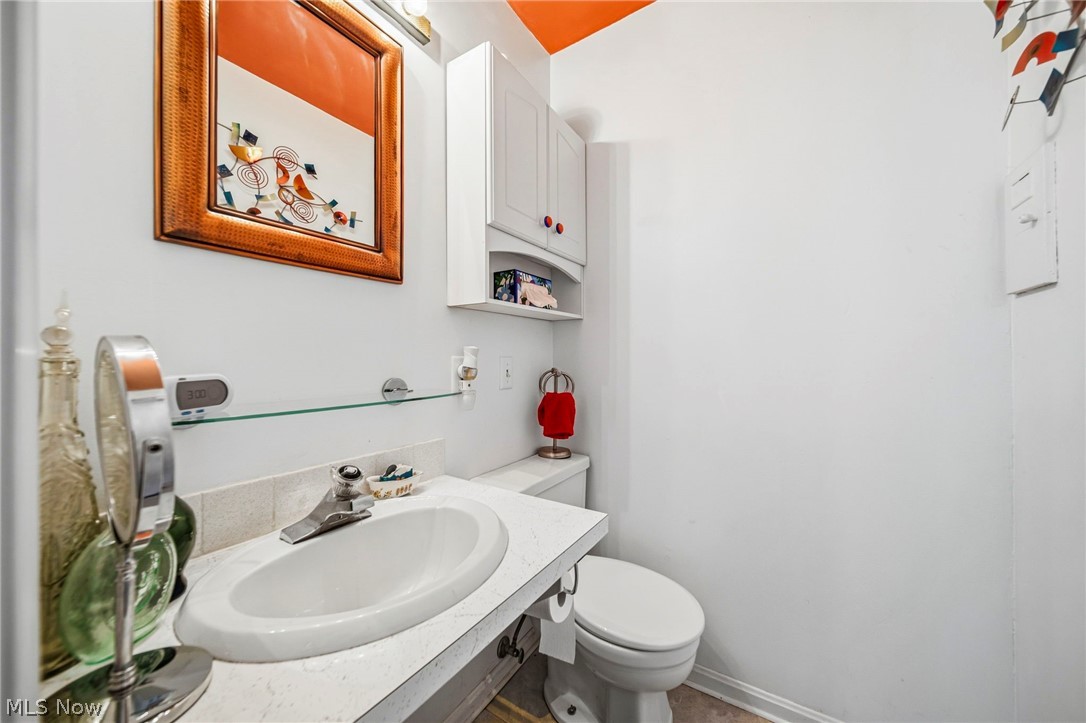 25301 Wolf Road Bay Village OH 44140
