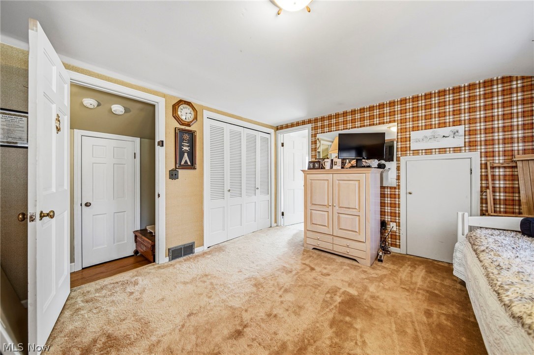 25301 Wolf Road Bay Village OH 44140