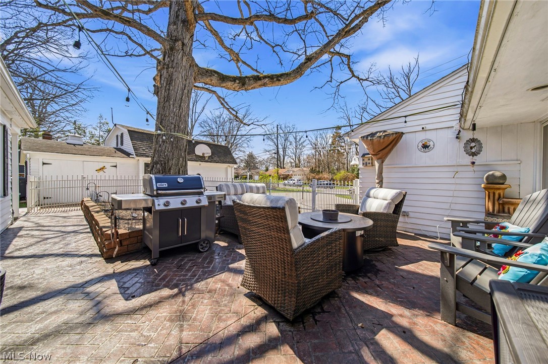 25301 Wolf Road Bay Village OH 44140