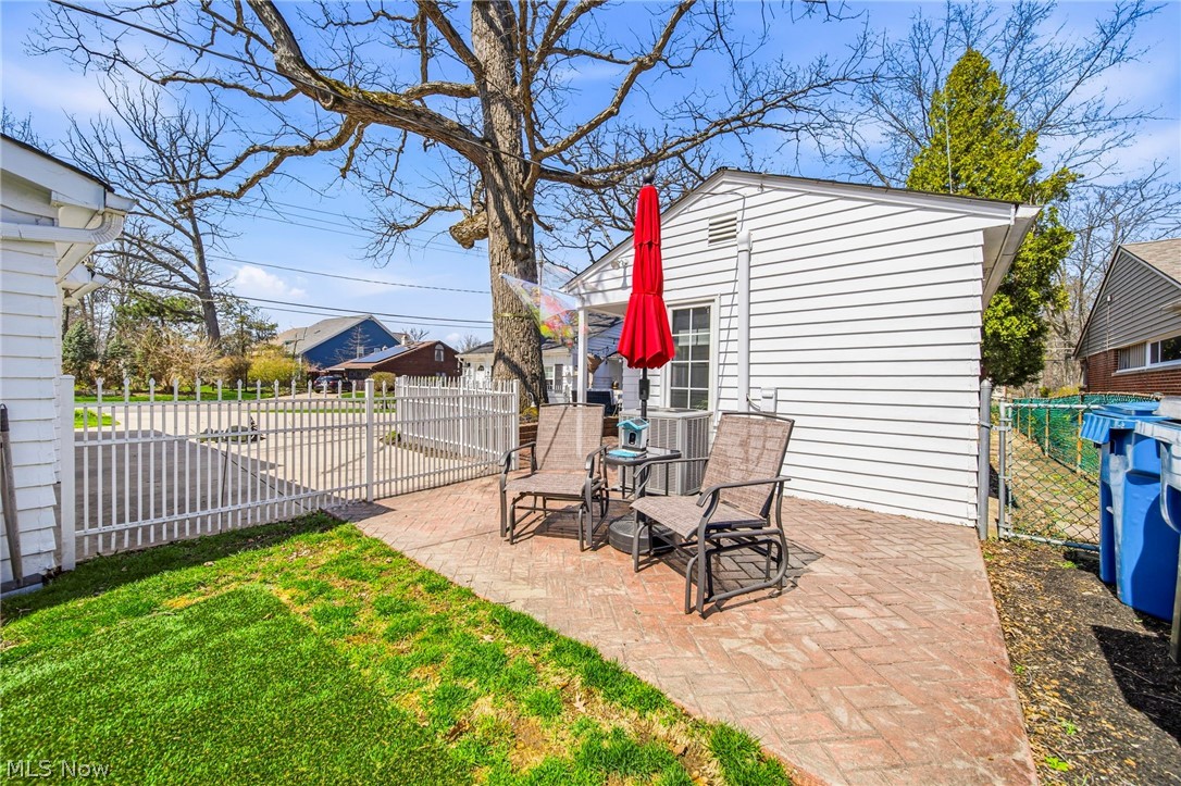 25301 Wolf Road Bay Village OH 44140