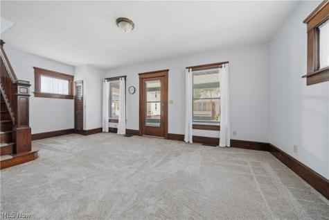 2613 Crown Place NW Canton OH 44708