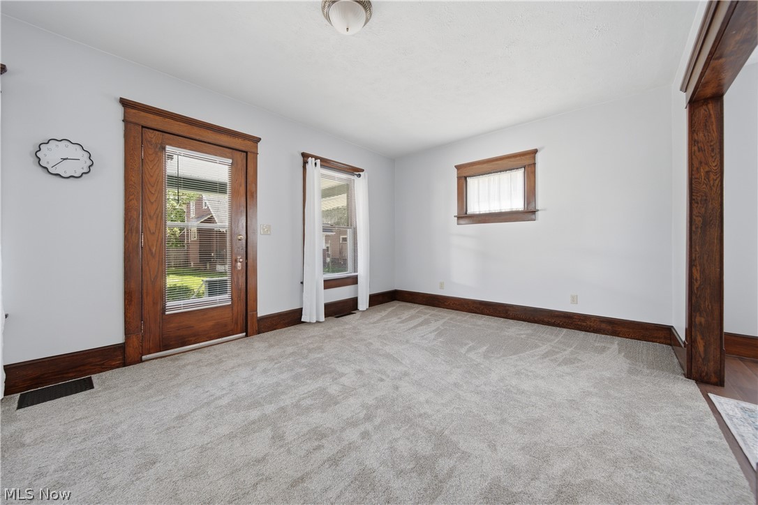 2613 Crown Place NW Canton OH 44708