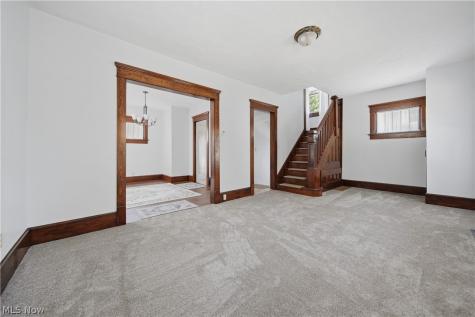 2613 Crown Place NW Canton OH 44708
