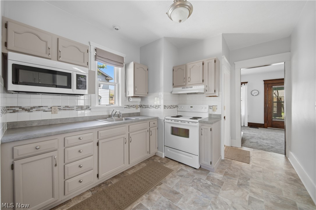 2613 Crown Place NW Canton OH 44708