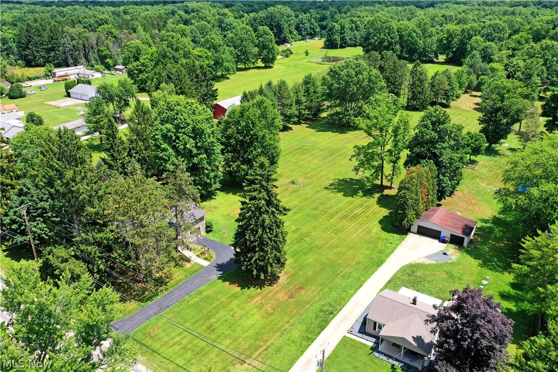 935 Warner Road SE Brookfield OH 44403